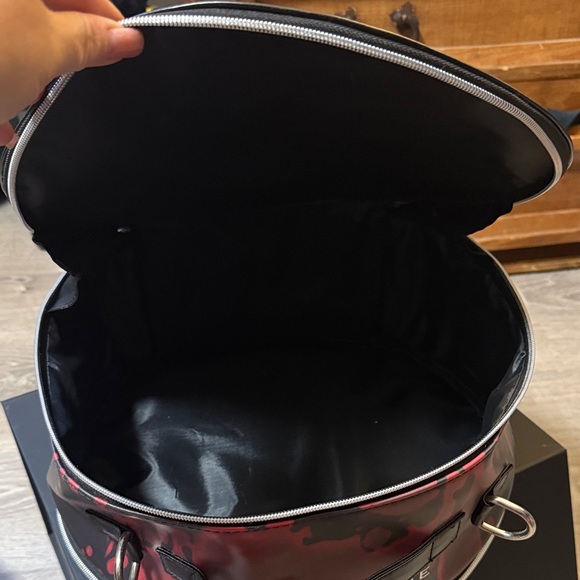 Glamlite Ghostface Collab Makeup Bag Holligram Crossbody - Picture 7 of 11